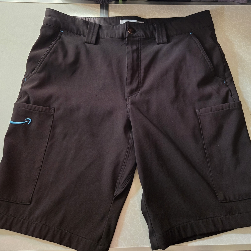 Men's Amazon Prime Work Shorts Size Medium Black Color
